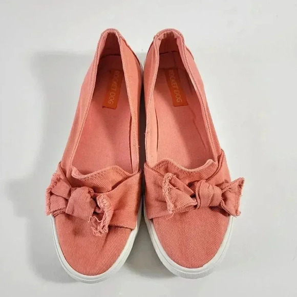 Coral Salmon Blush Rocket Dog Bow Flats Sneakers - 9.5 - Picture 1 of 11